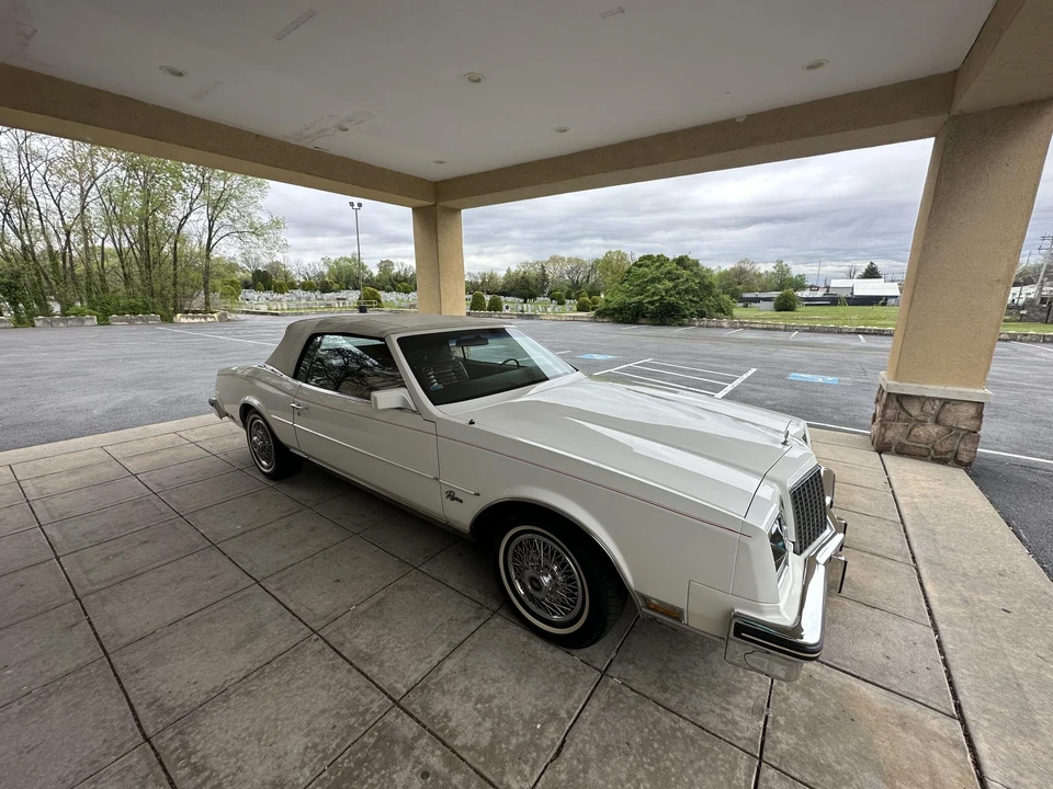 1982 Buick Riviera 4th-7th Gen - Image 20 of 31