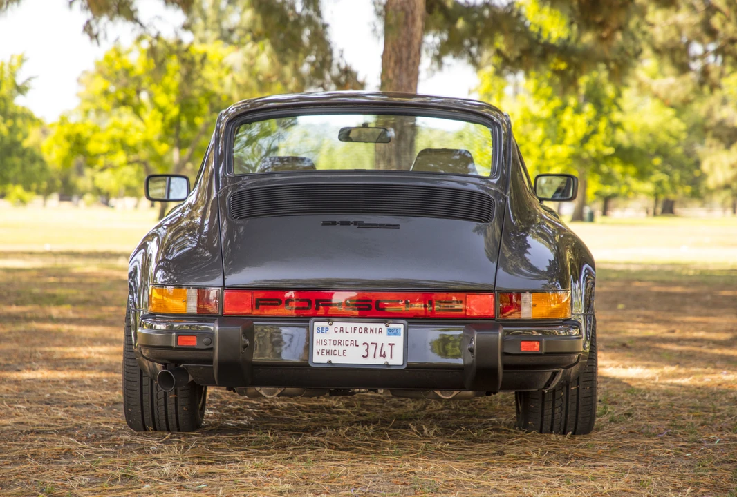1982 Porsche 911 Carrera SC - Image 10 of 31