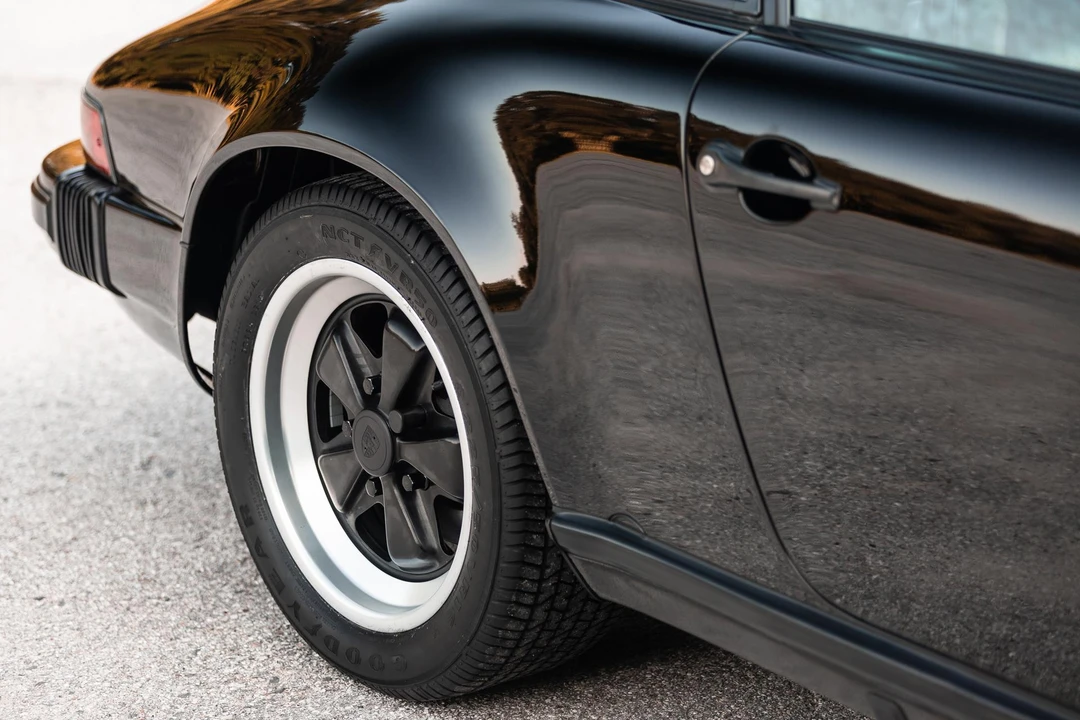 1985 Porsche 911 Carrera 3.2 - Image 14 of 31