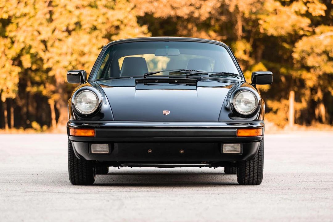 1985 Porsche 911 Carrera 3.2 - Image 5 of 31