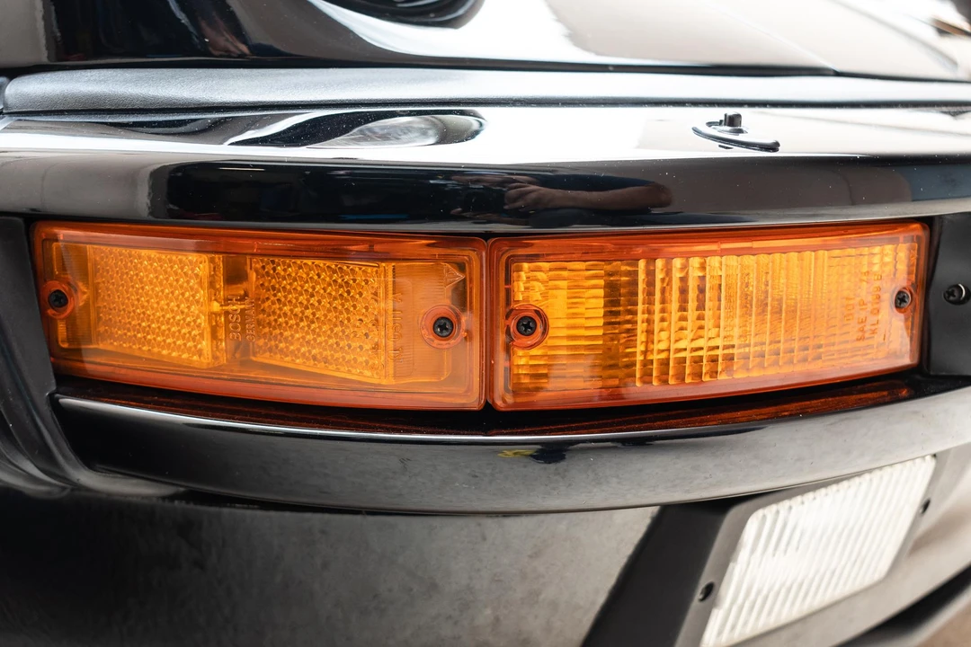 1985 Porsche 911 Carrera 3.2 - Image 17 of 31
