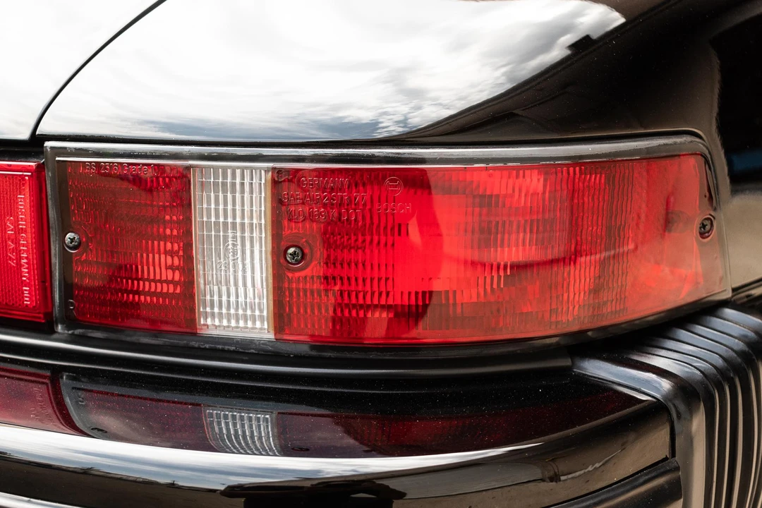 1985 Porsche 911 Carrera 3.2 - Image 13 of 31