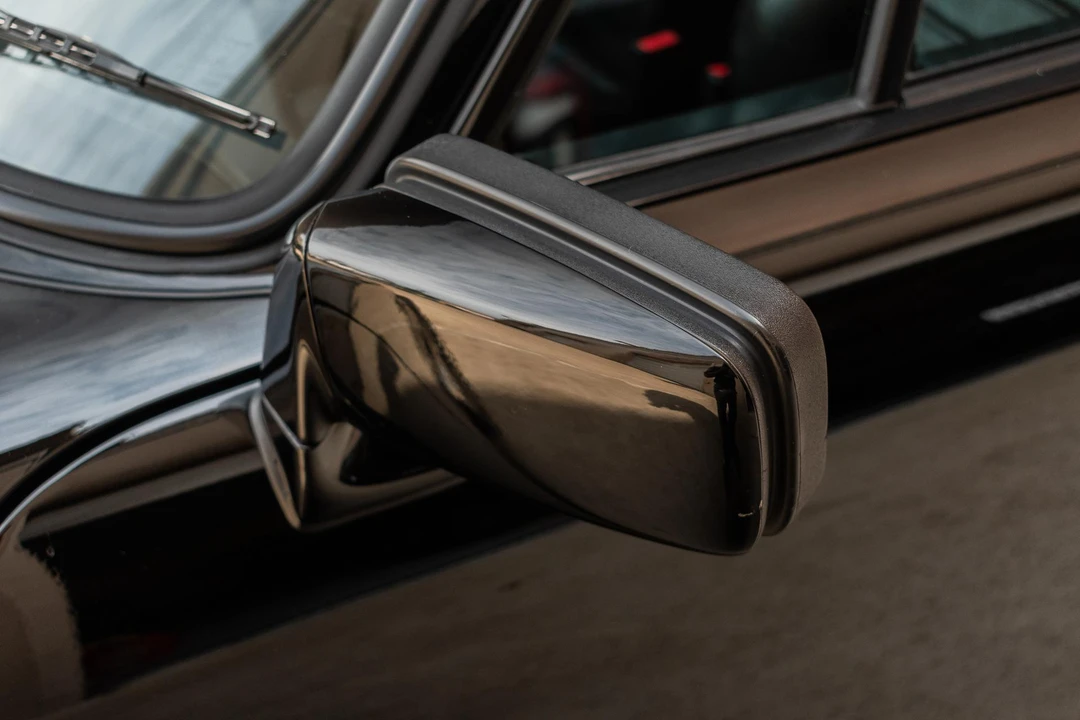 1985 Porsche 911 Carrera 3.2 - Image 24 of 31