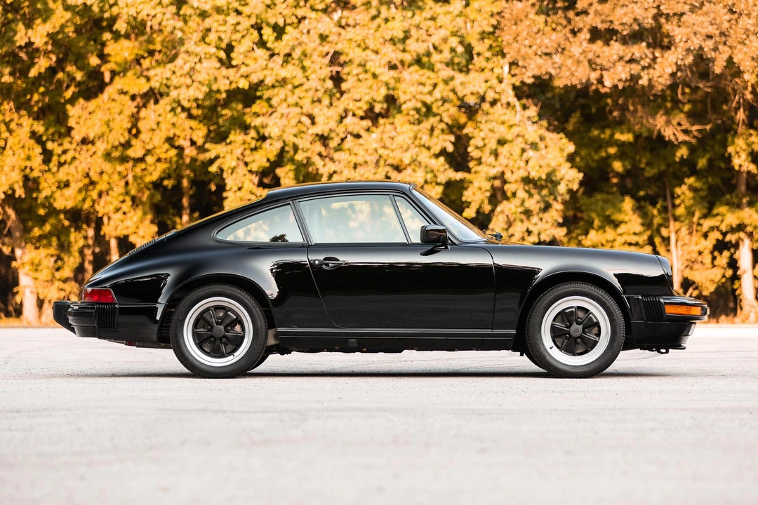 1985 Porsche 911 Carrera 3.2 - Image 3 of 31