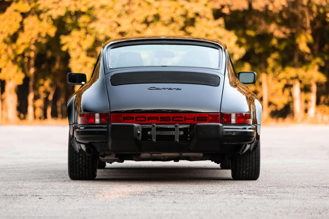 1985 Porsche 911 Carrera 3.2 - Image 9 of 31