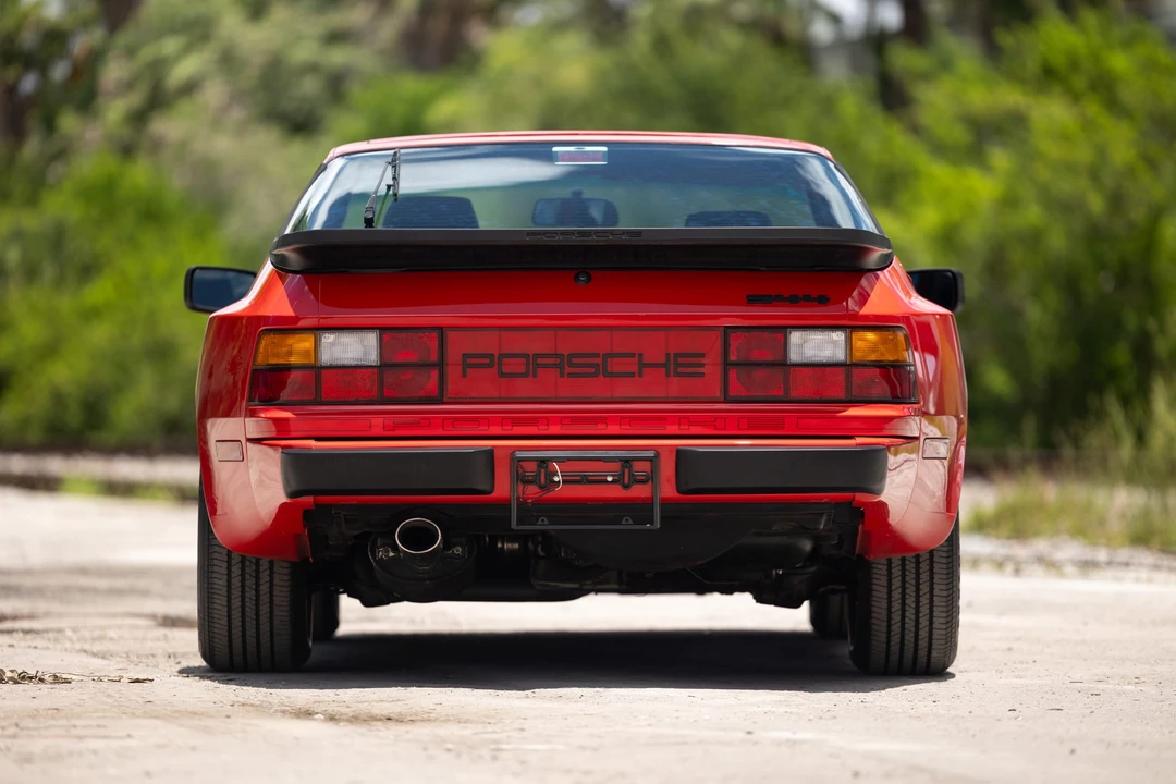 1985 Porsche 944 - Image 15 of 31