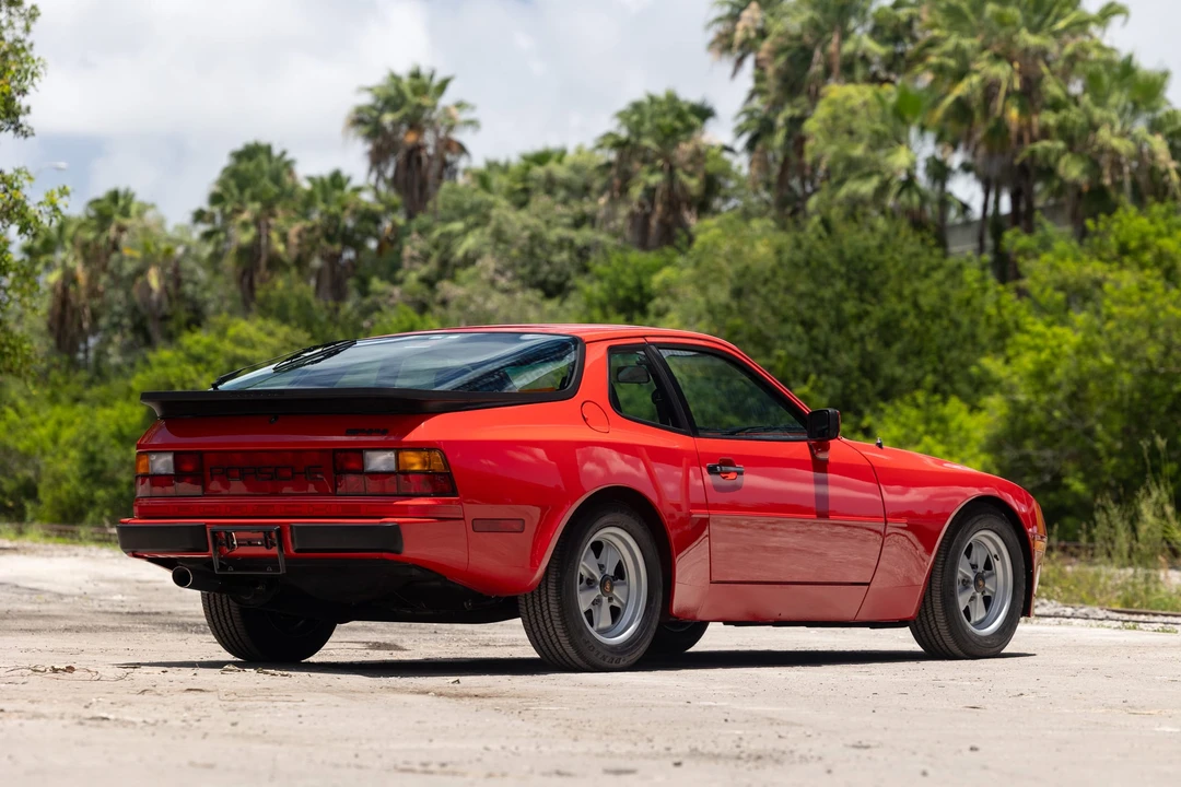 1985 Porsche 944 - Image 21 of 31