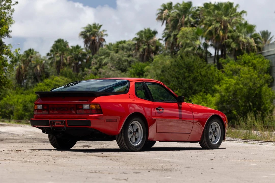 1985 Porsche 944 - Image 19 of 31