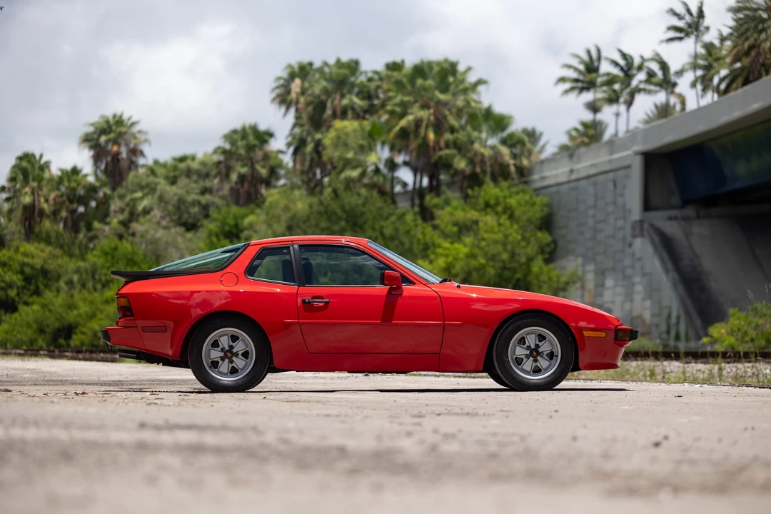 1985 Porsche 944 - Image 23 of 31