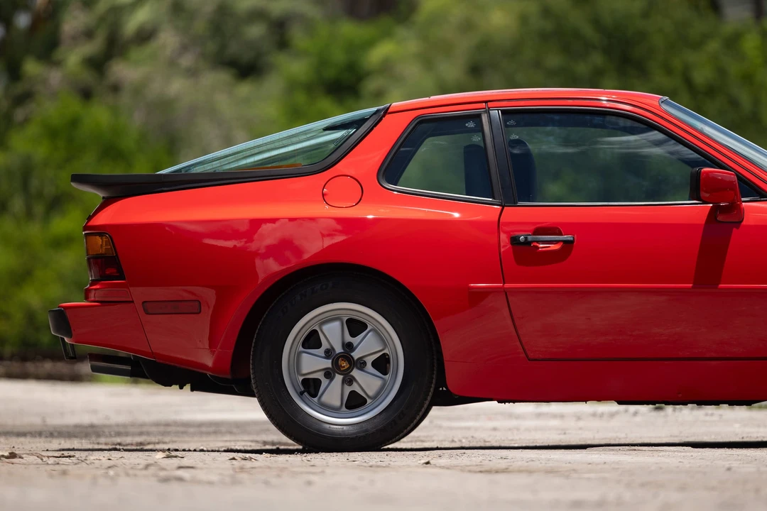 1985 Porsche 944 - Image 28 of 31