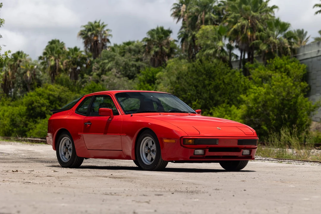 1985 Porsche 944 - Image 24 of 31