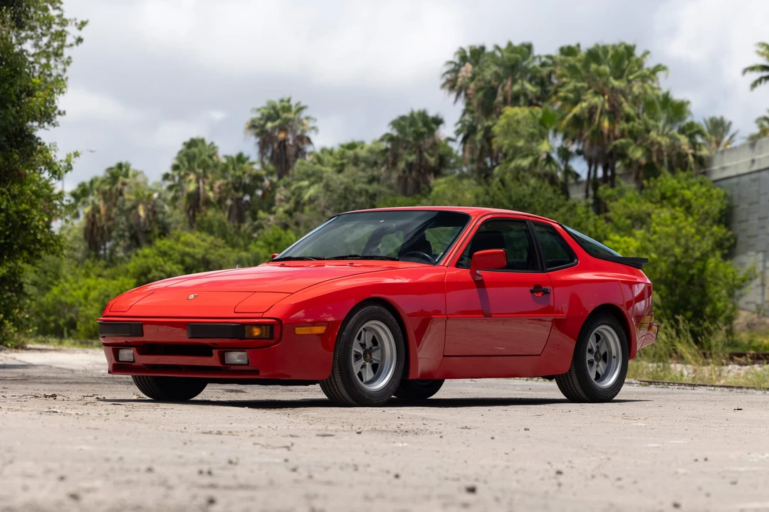 1985 Porsche 944 - Image 3 of 31
