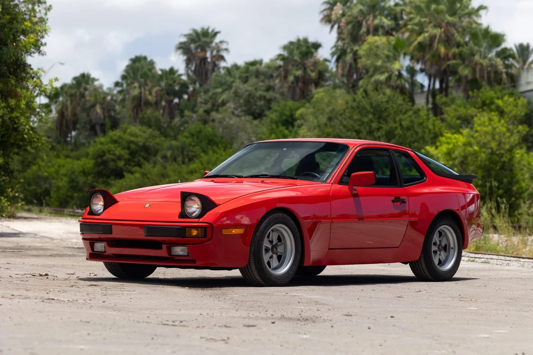 1985 Porsche 944 - Image 9 of 31