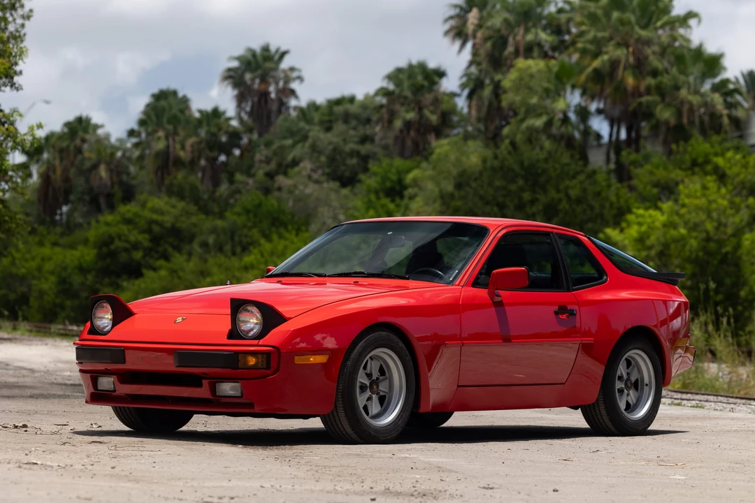 1985 Porsche 944 - Image 10 of 31