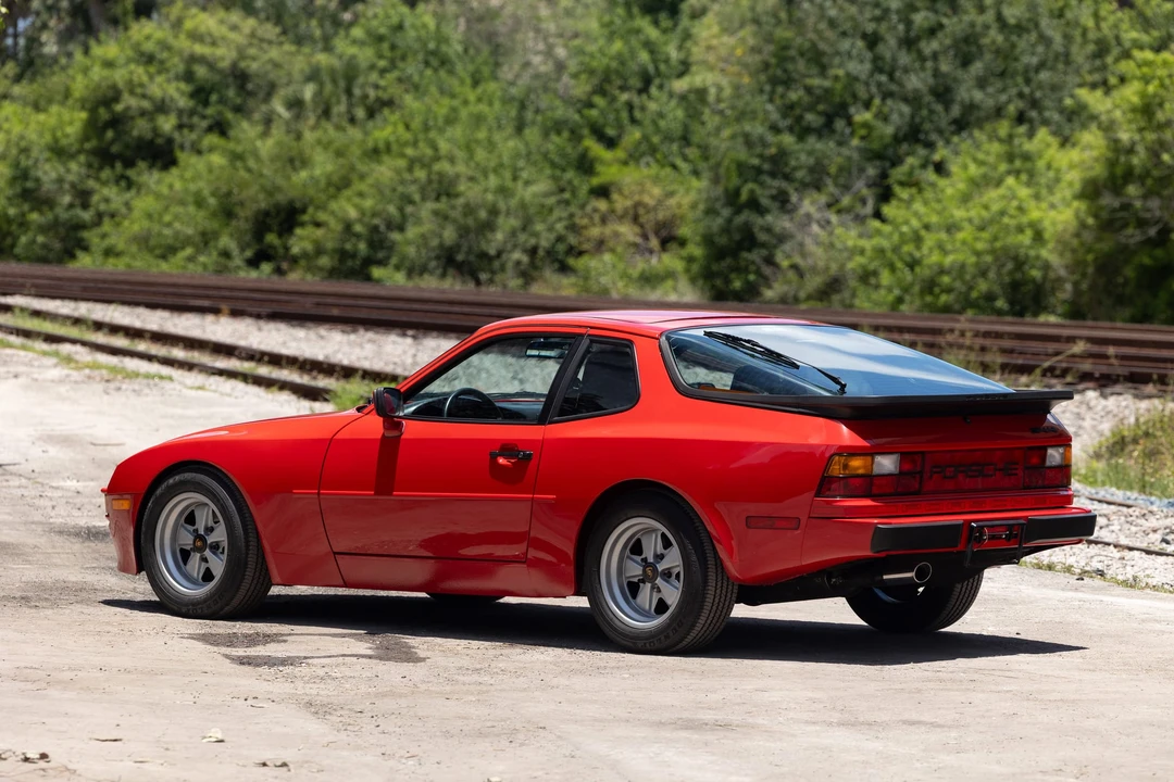 1985 Porsche 944 - Image 14 of 31