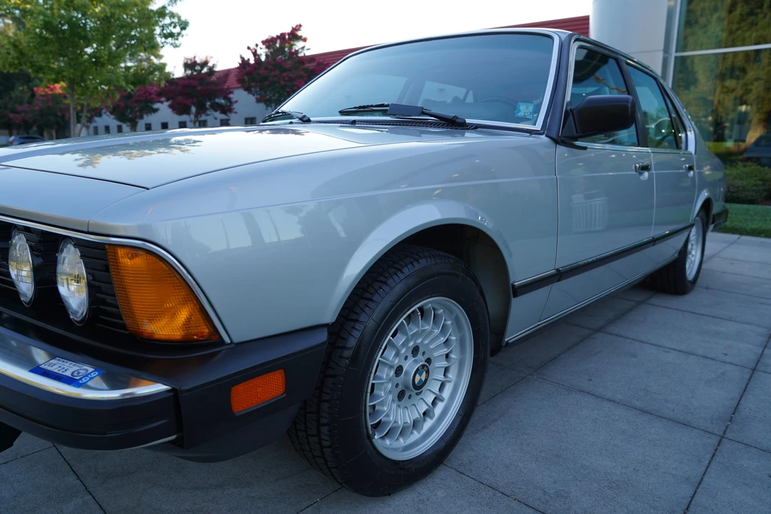1986 BMW E23 7 Series - Image 29 of 31
