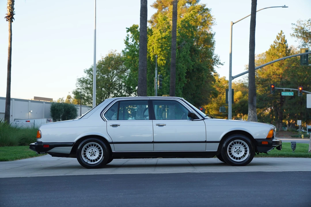 1986 BMW E23 7 Series - Image 14 of 31