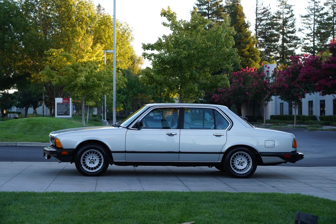 1986 BMW E23 7 Series - Image 23 of 31