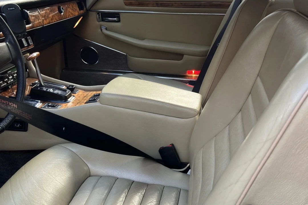 1988 Jaguar XJS Pre-Facelift V12 - Image 25 of 31