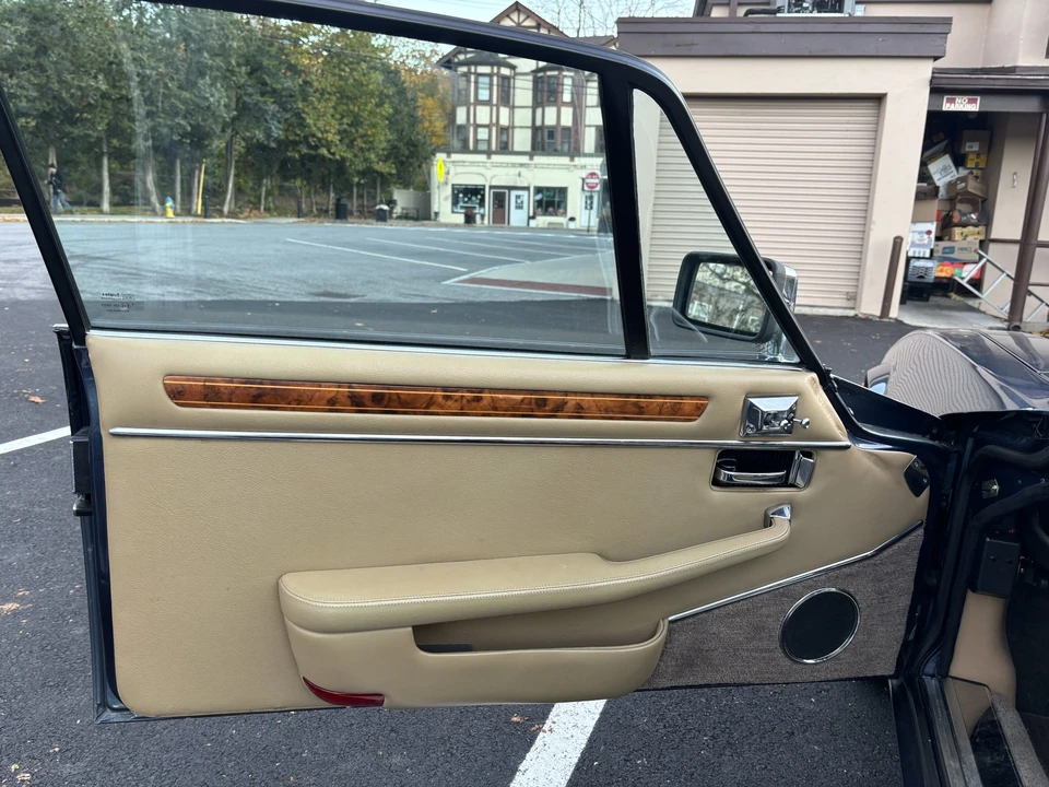 1988 Jaguar XJS Pre-Facelift V12 - Image 26 of 31