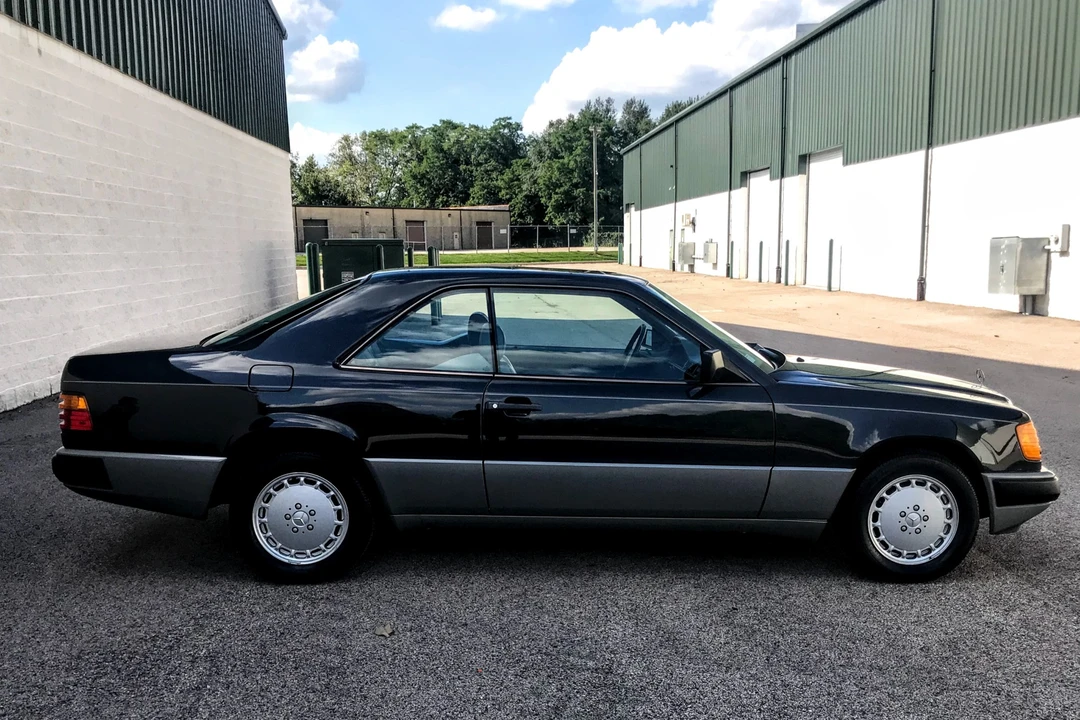 1988 Mercedes-Benz W124 E-Class - Image 18 of 31