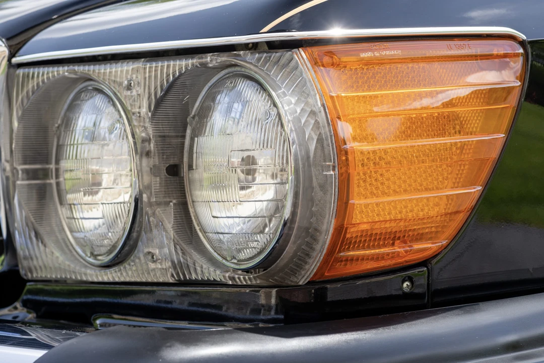 1988 Mercedes-Benz R107 SL-Class - Image 26 of 31