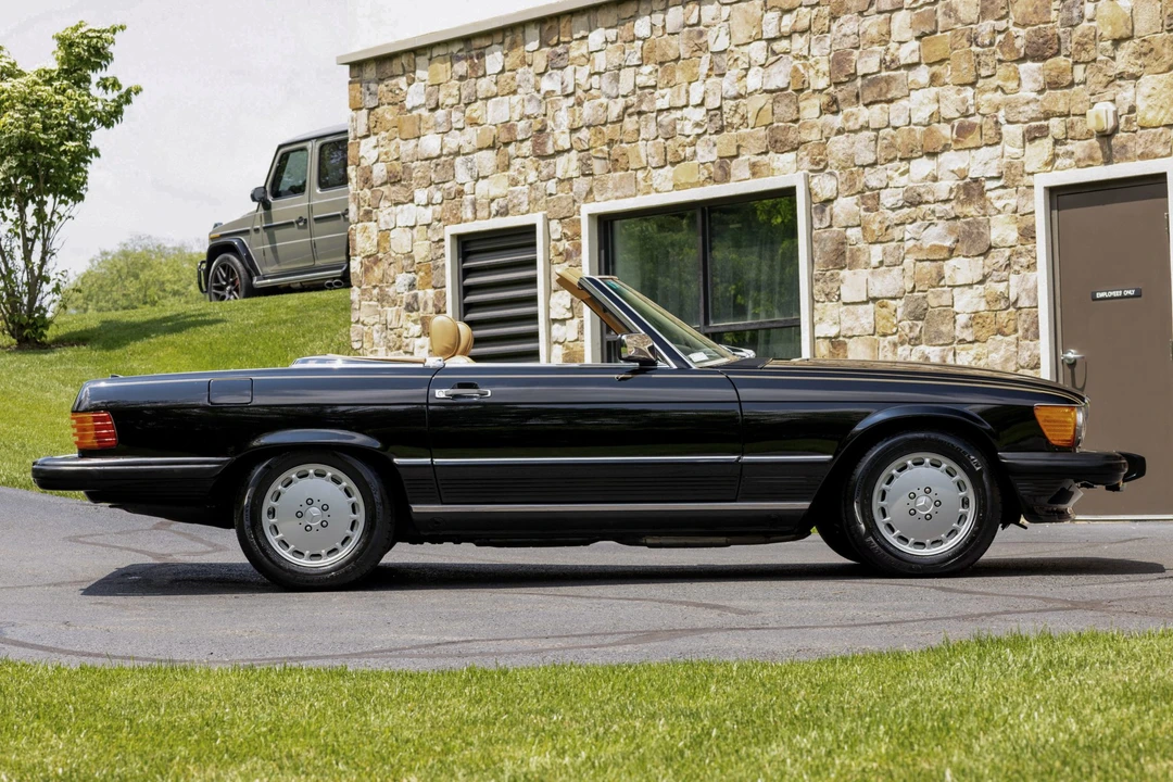 1988 Mercedes-Benz R107 SL-Class - Image 4 of 31