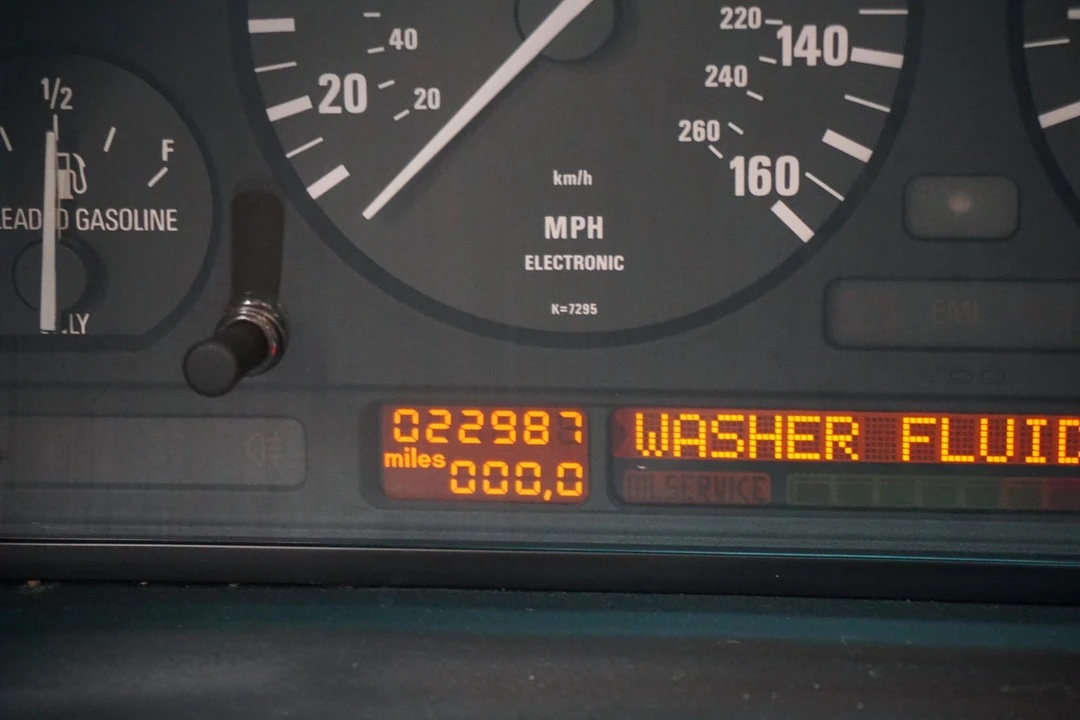 1989 BMW E32 7 Series - Image 31 of 31
