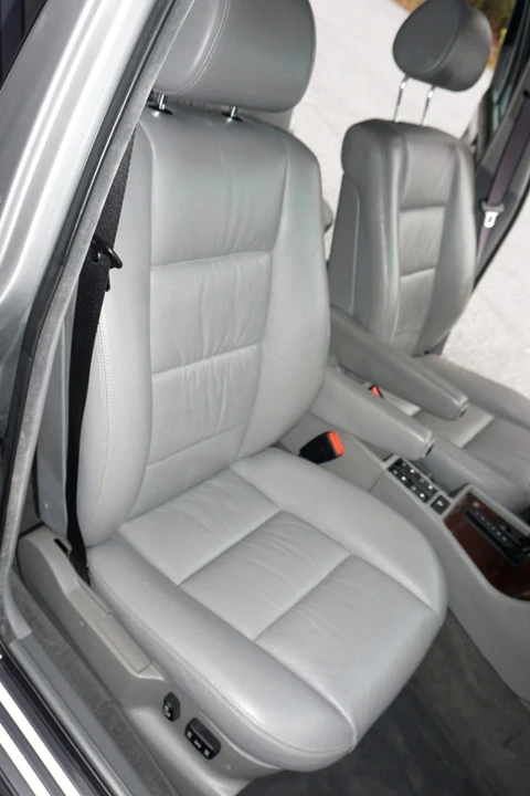 1989 BMW E32 7 Series - Image 27 of 31