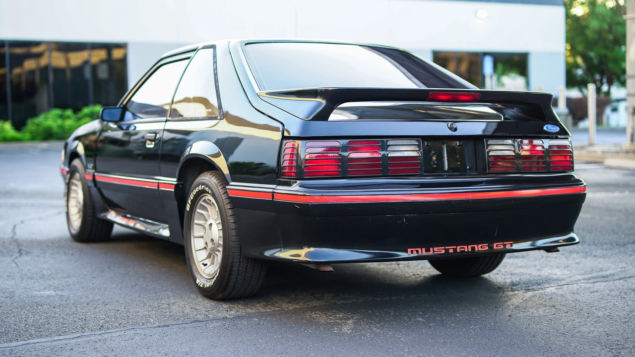 1989 Ford Mustang GT 3rd Gen - Image 17 of 31