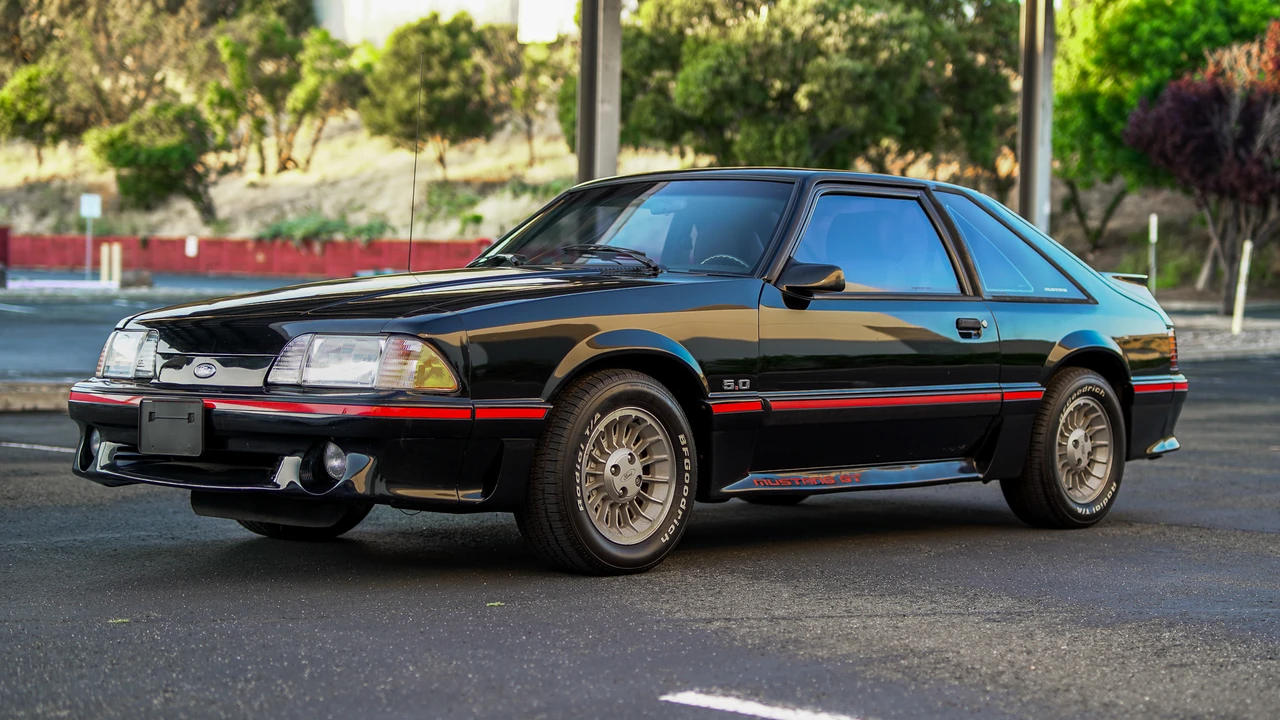 1989 Ford Mustang GT 3rd Gen - Image 11 of 31