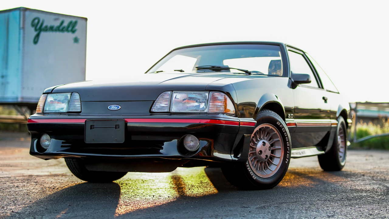 1989 Ford Mustang GT 3rd Gen - Image 7 of 31