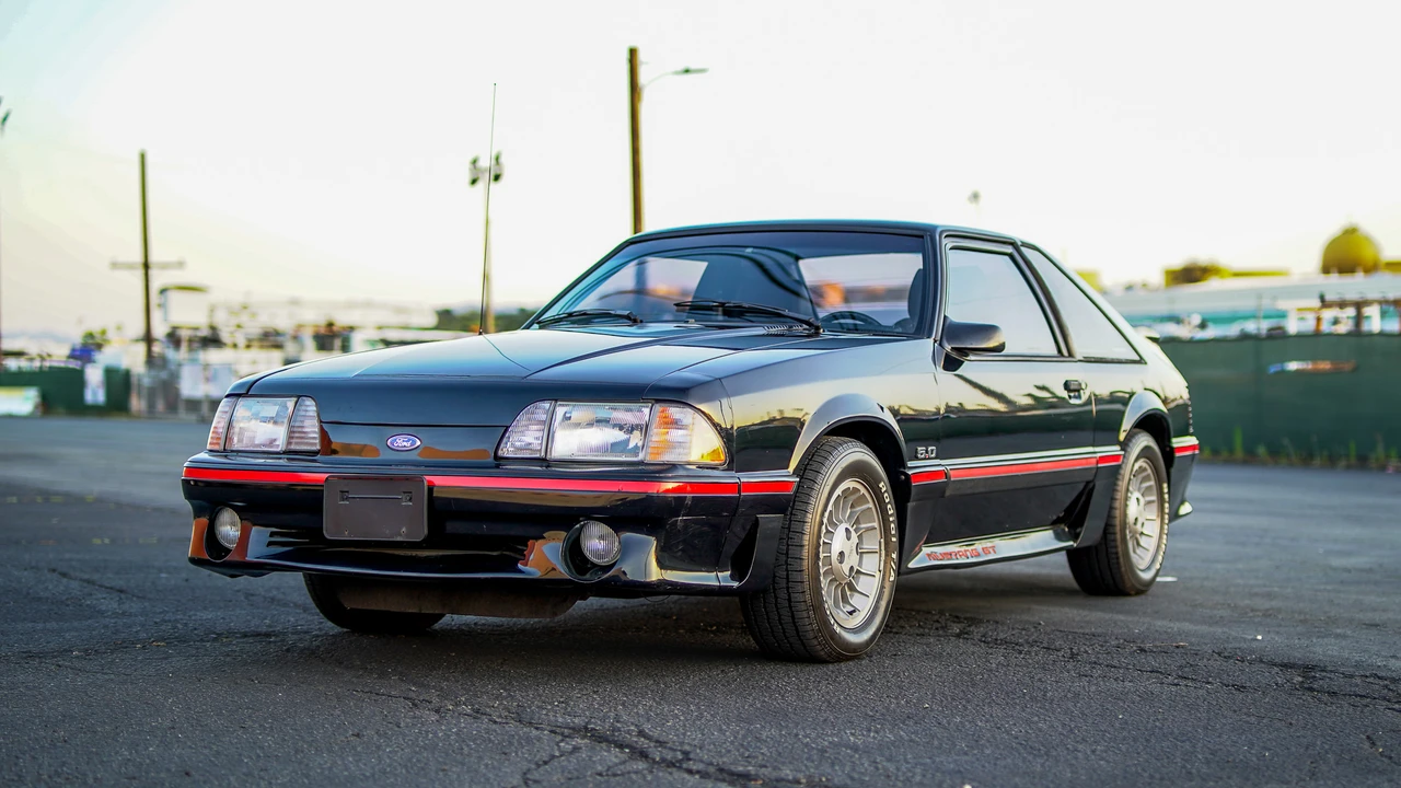 1989 Ford Mustang GT 3rd Gen - Image 8 of 31