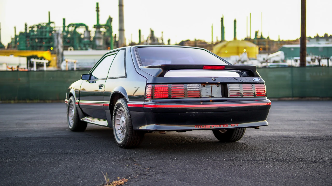 1989 Ford Mustang GT 3rd Gen - Image 19 of 31