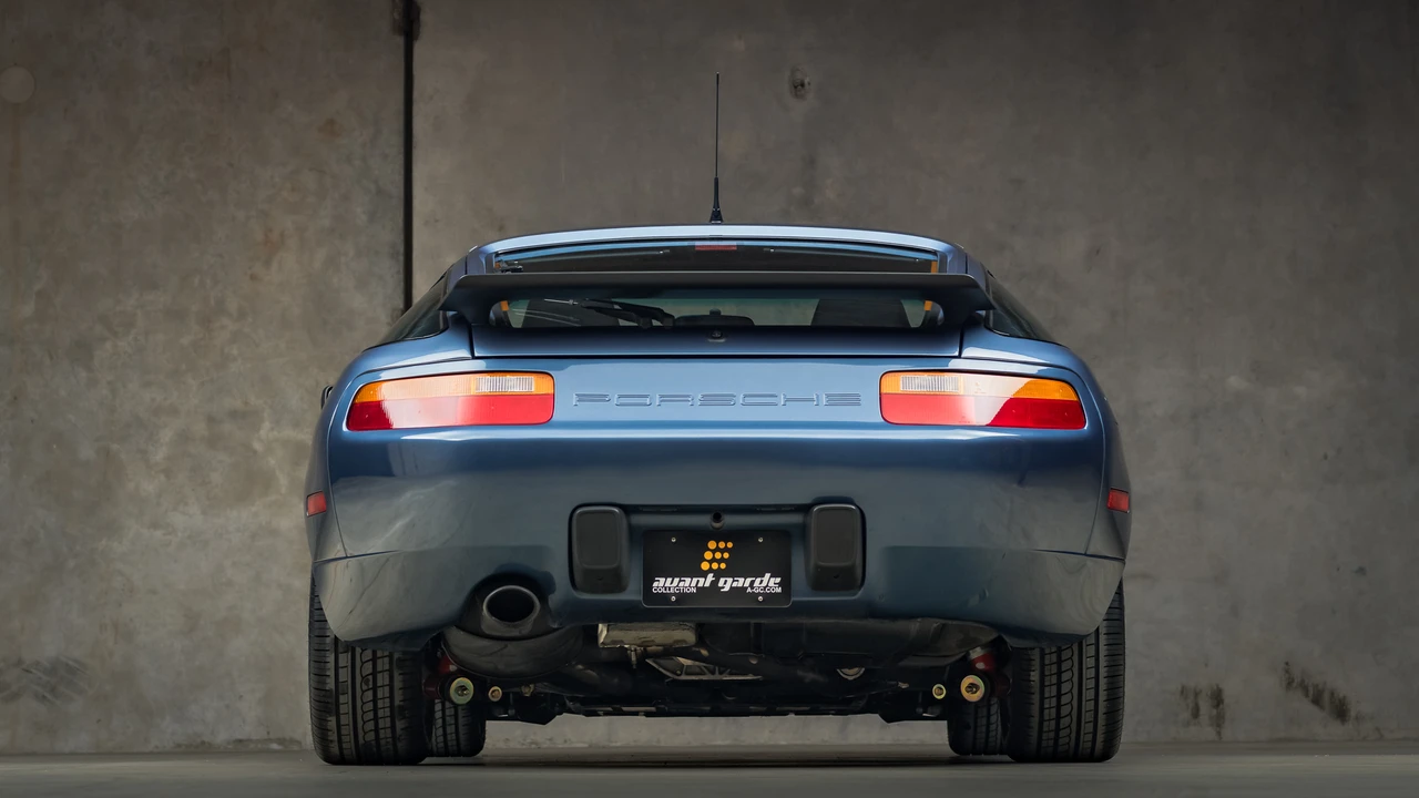 1989 Porsche 928 S4 - Image 12 of 31