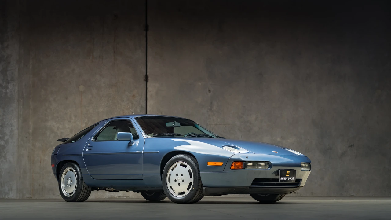 1989 Porsche 928 S4 - Image 18 of 31