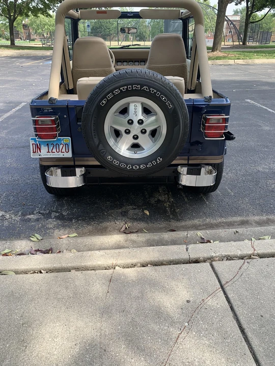 1990 Jeep YJ Wrangler - Image 28 of 31