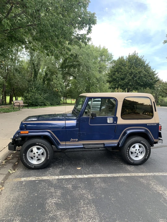 1990 Jeep YJ Wrangler - Image 23 of 31