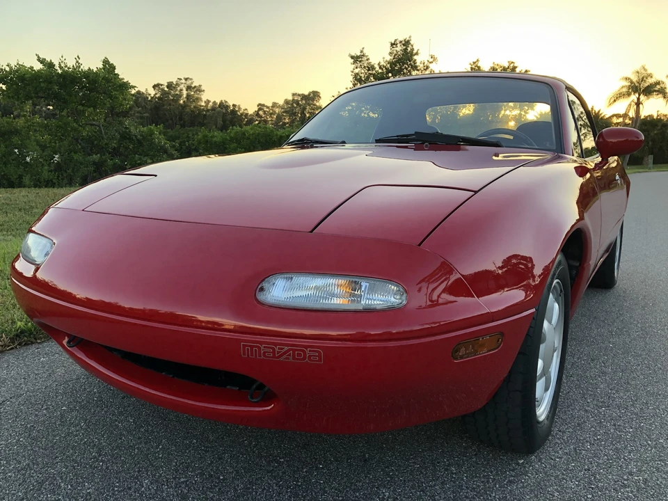 1990 Mazda NA MX-5 Miata - Image 8 of 31