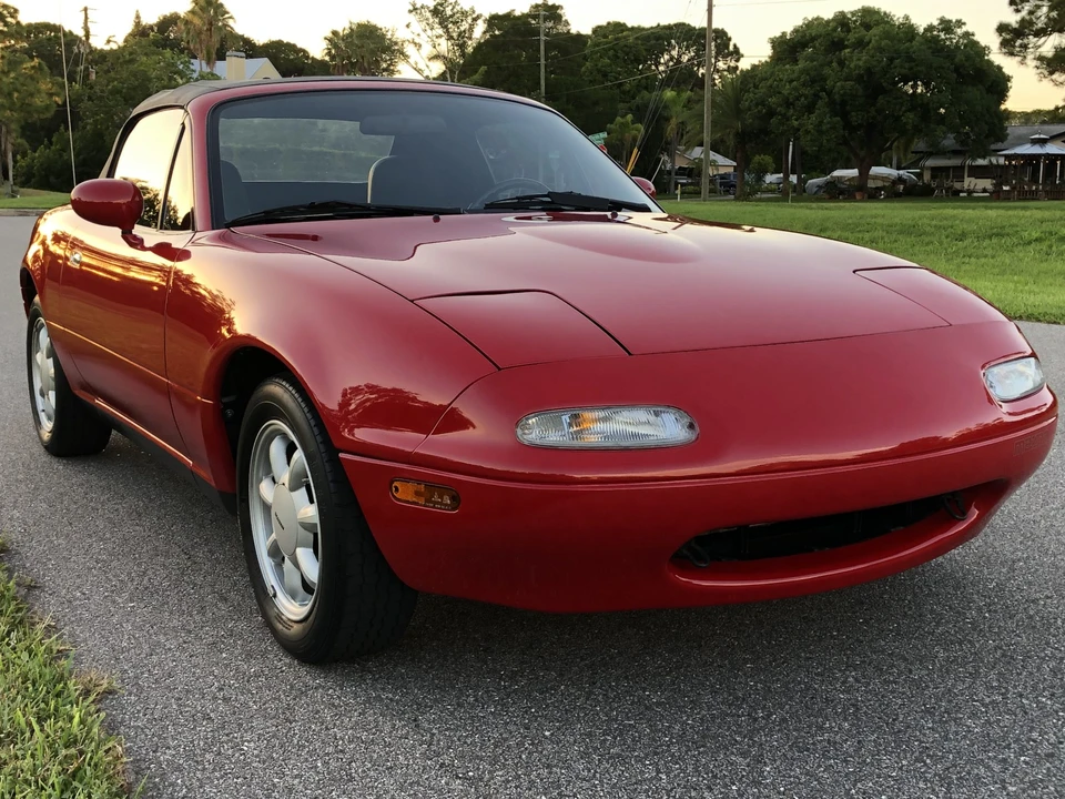 1990 Mazda NA MX-5 Miata - Image 4 of 31