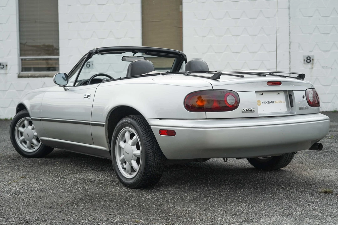 1990 Mazda NA MX-5 Miata - Image 4 of 31