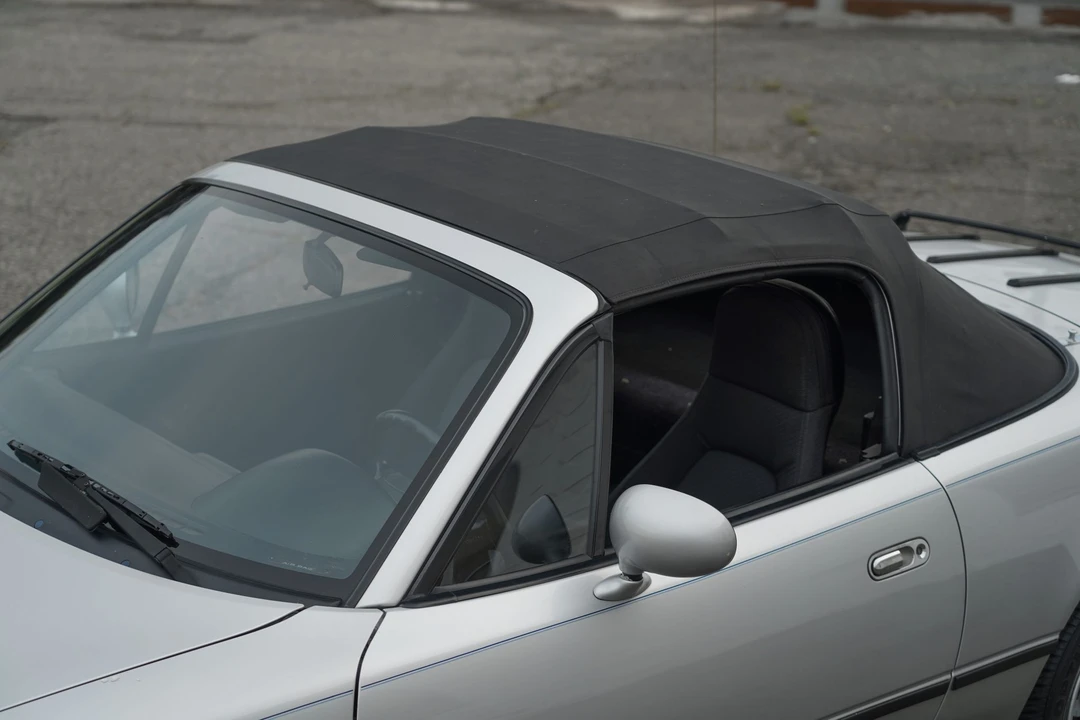 1990 Mazda NA MX-5 Miata - Image 19 of 31