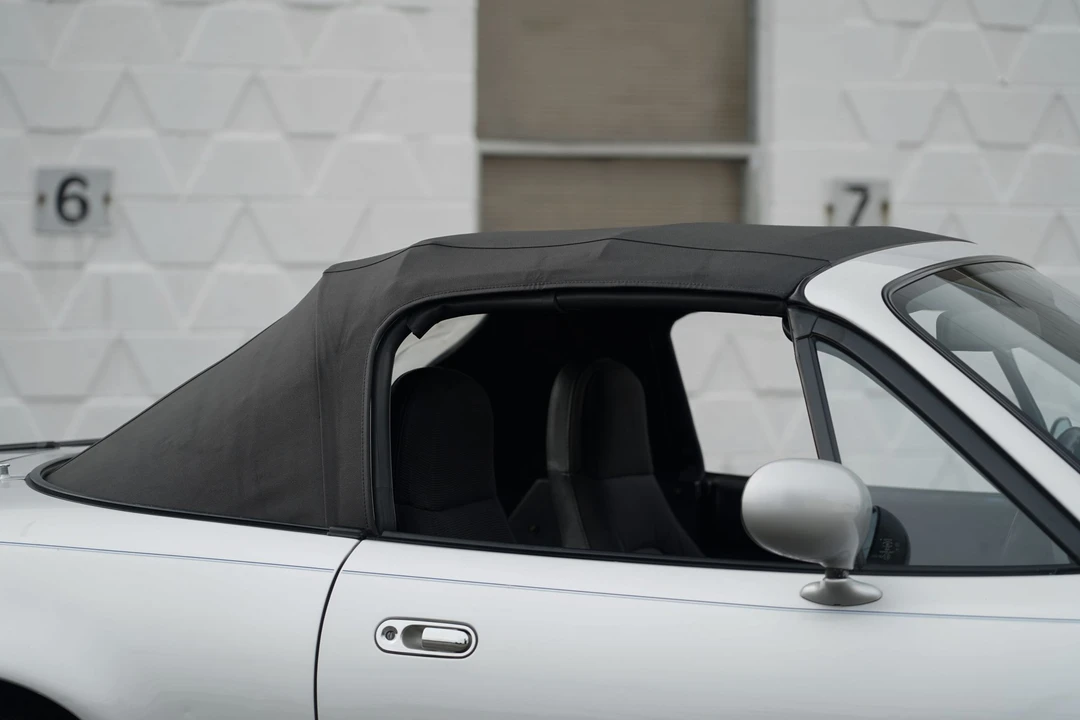 1990 Mazda NA MX-5 Miata - Image 22 of 31