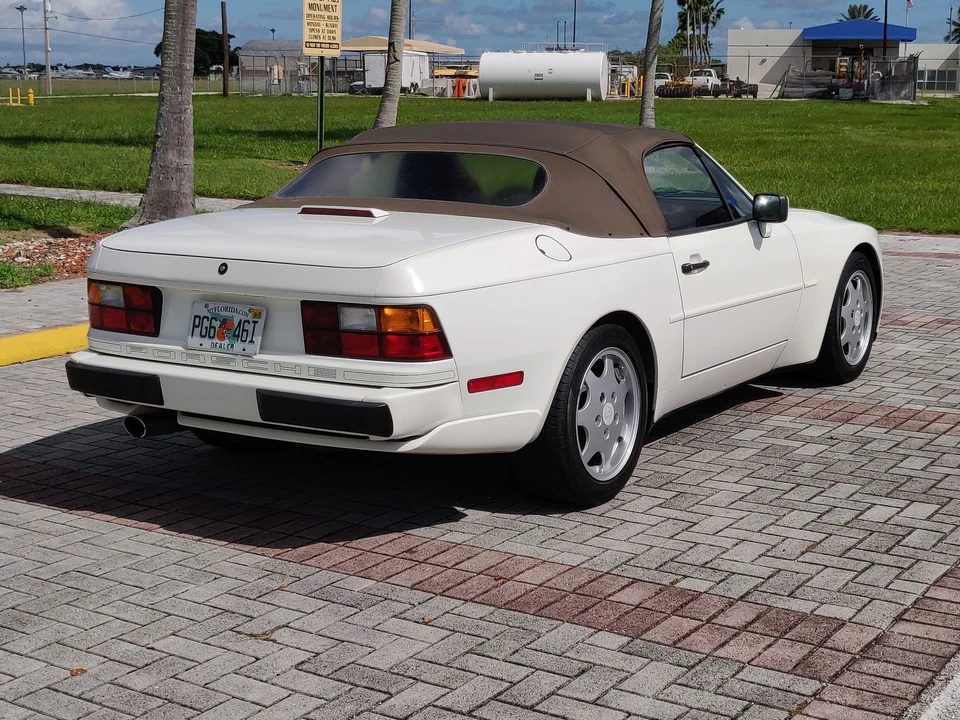 1990 Porsche 944 S2 - Image 23 of 31