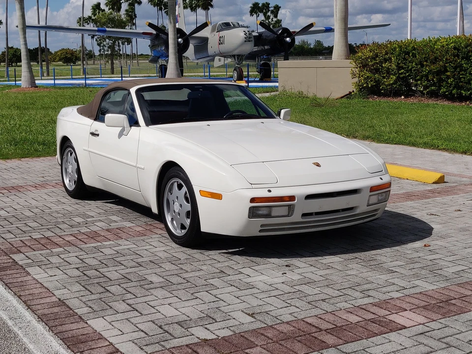 1990 Porsche 944 S2 - Image 4 of 31