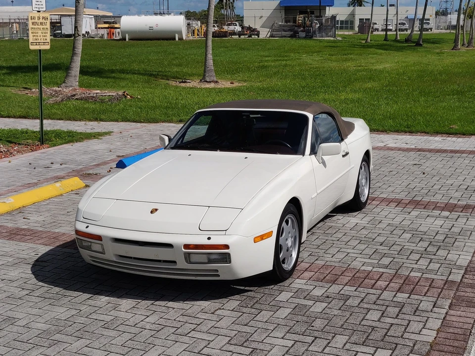 1990 Porsche 944 S2 - Image 11 of 31