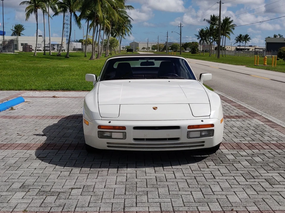 1990 Porsche 944 S2 - Image 8 of 31