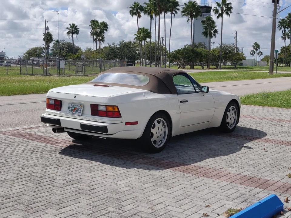 1990 Porsche 944 S2 - Image 25 of 31