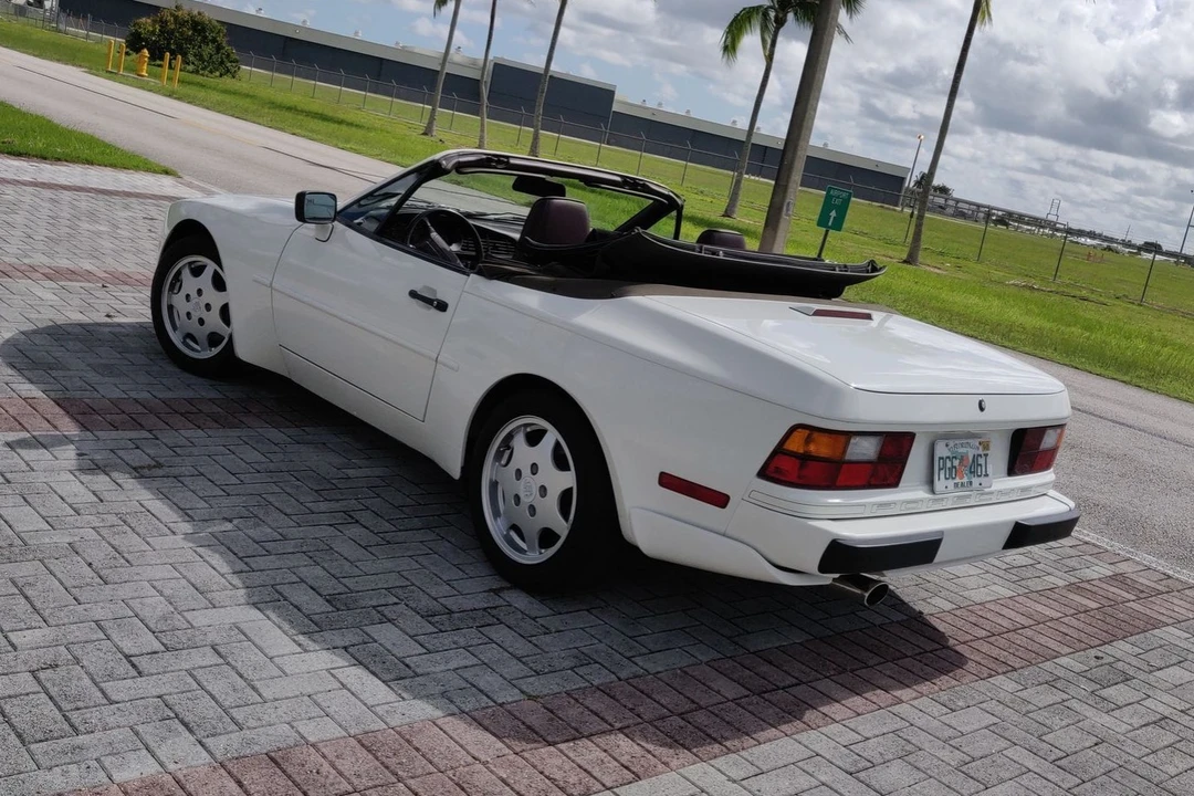 1990 Porsche 944 S2 - Image 18 of 31