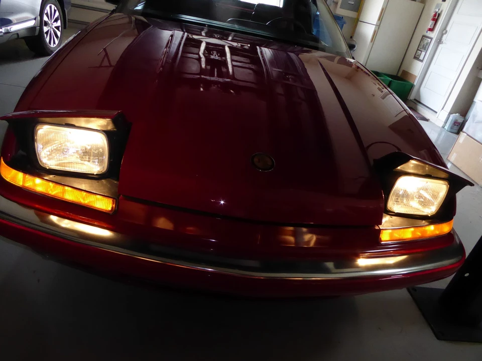 1991 Buick Reatta - Image 11 of 31